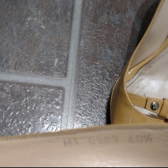 Christian Dior nude beige platform pump size 40.5 - Picture 4 of 7